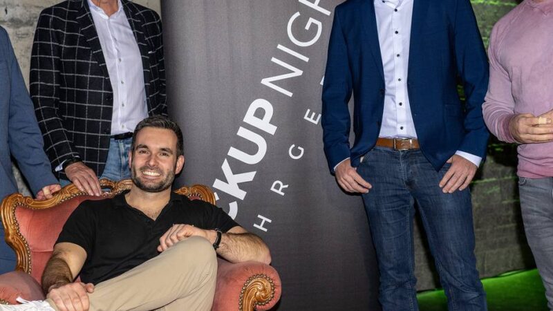 „FuckUp Night“ in Neuss: „Rückschläge darf man nicht persönlich nehmen“