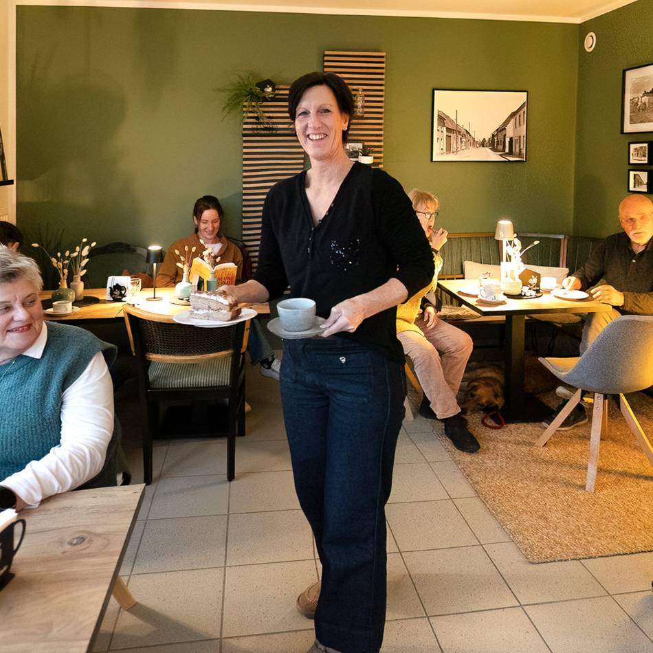 Begegnung im Ortszentrum: Granterather Dorfcafé belebt das Dorfleben