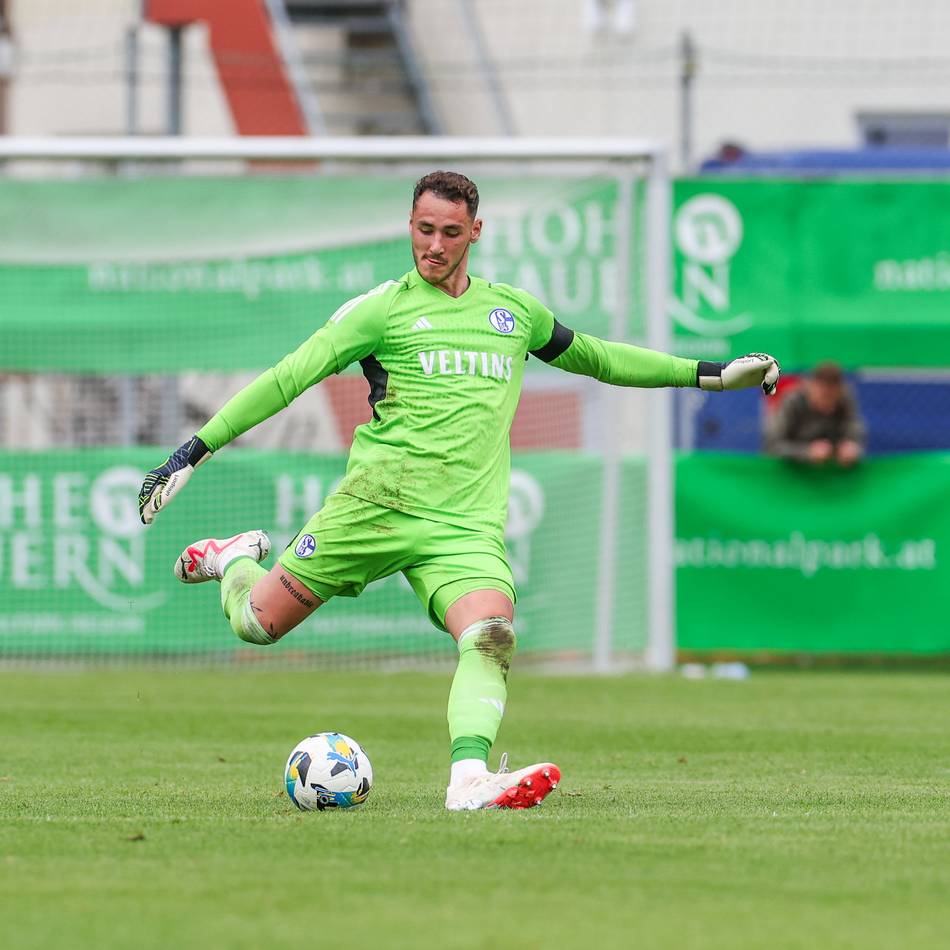 Torhüter spricht Klartext: Justin Heekeren fühlt Schalke – auch auf der Ersatzbank