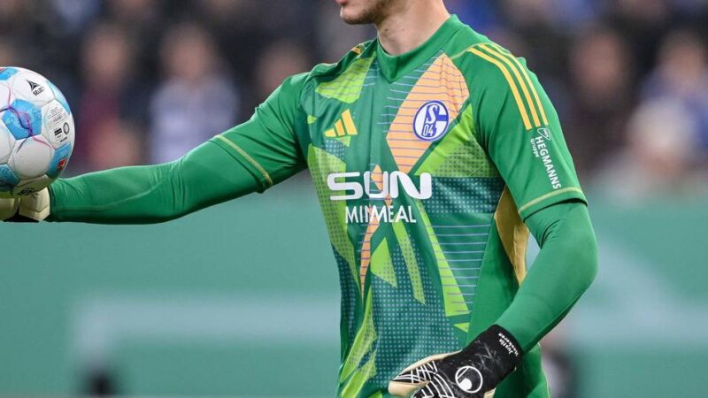 Ausgebremst nach Testspiel: Hiobsbotschaft für Schalke-Torwart Justin Heekeren