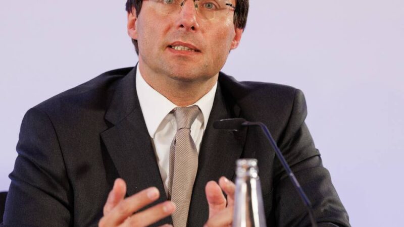 Diskussionsabend in Kaldenkirchen: Experten analysieren Parteiendynamik in NRW