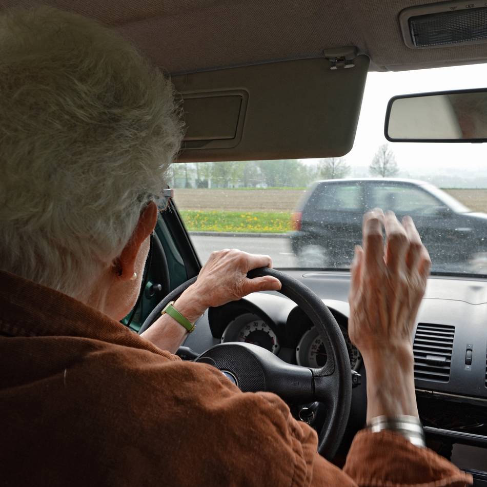 Prozess am Amtsgericht Wermelskirchen: Ein salomonisches Urteil nach Unfallflucht – Fahrstunde für 87-Jährige