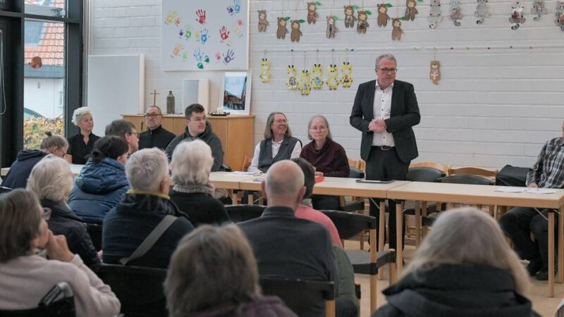 „Ich wollte doch neben meinem Mann beerdigt werden“: Aus für evangelischen Friedhof bewegt viele Uedemer