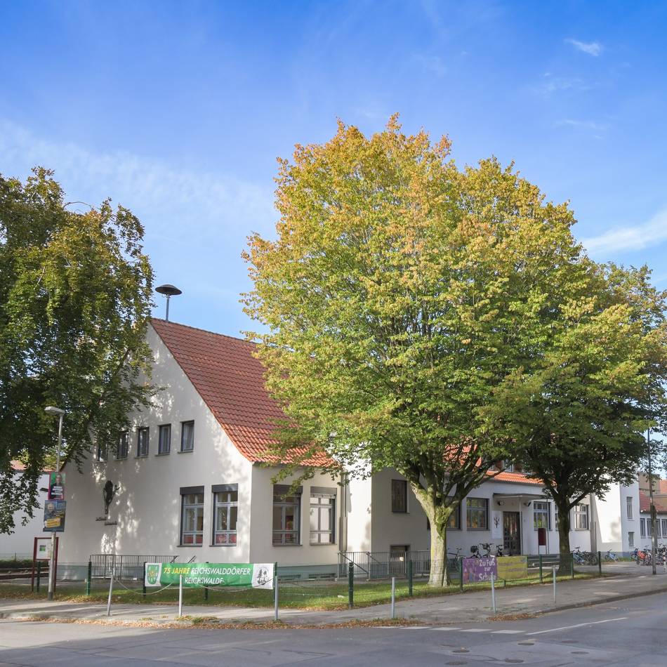 „Vandalismus nimmt Überhand“: Nächster Brand an Schule in Reichswalde – Stadt prüft Videoüberwachung