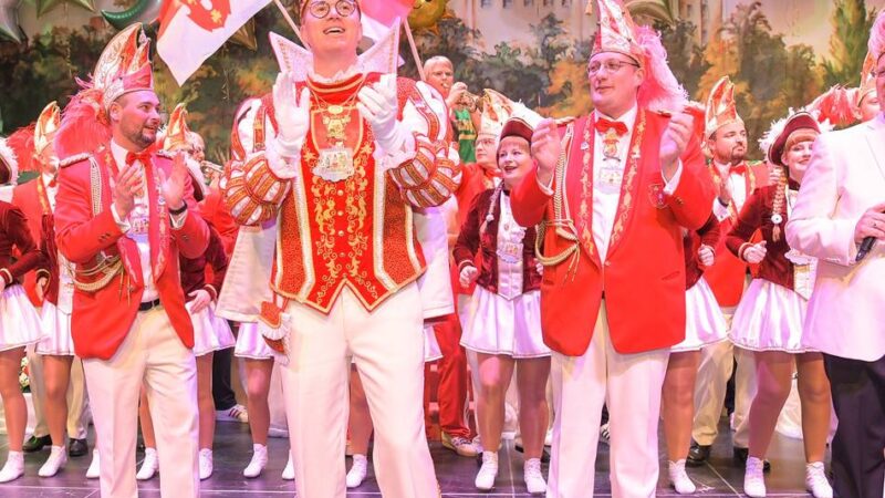 Proklamation in Kleve: Prinz Tobi der Träumende ist im Amt: „Wir wollen Fußspuren hinterlassen“