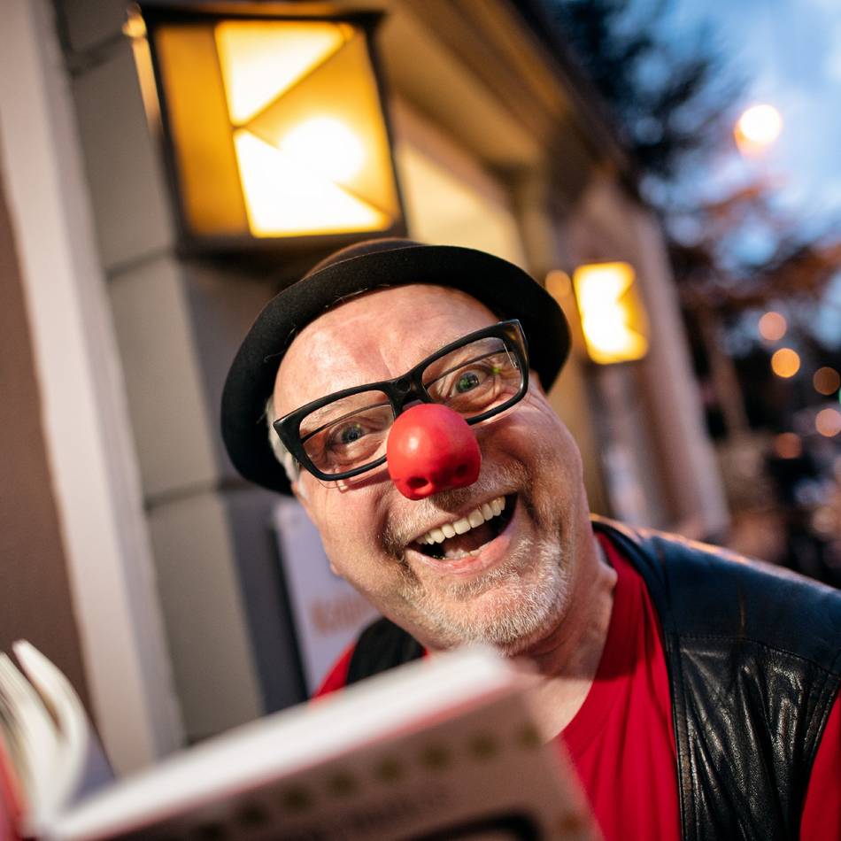 Zahlreiche Narren kamen nach Kevelaer: „Bergische Jung“ als Überraschung bei der Wallfahrt der Karnevalisten