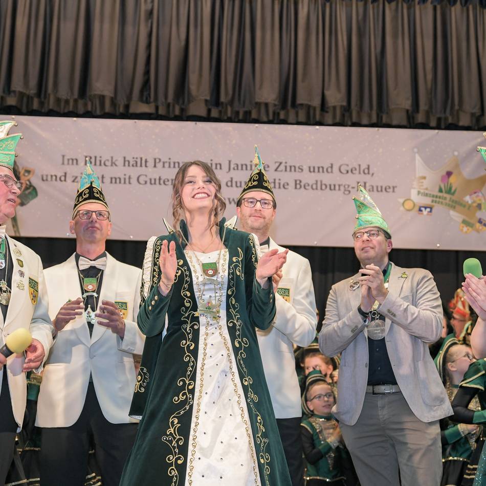 Proklamation im Gesellschaftshaus: Tulpenprinzessin Janine I. regiert jetzt in Bedburg-Hau