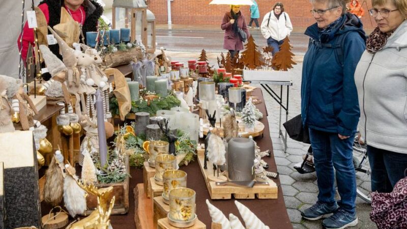 Großer Andrang am Wochenende: Weihnachtsdorf in Gerderhahn stimmt auf Festtage ein
