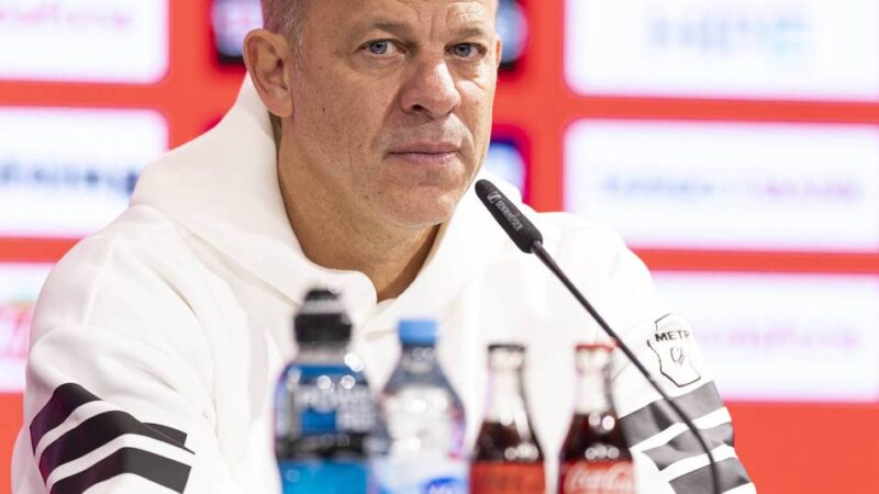 Fortuna-Trainer sehr emotional: Warum Anfang der medizinische Notfall im Stadion besonders aufgewühlt hat