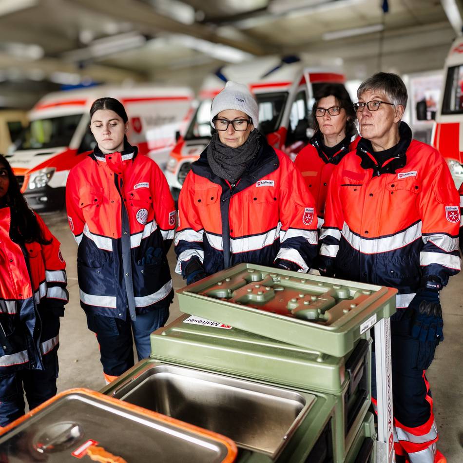 Katastrophenschutz in Langenfeld: Ein Anhänger, um 250 Menschen in Not zu versorgen