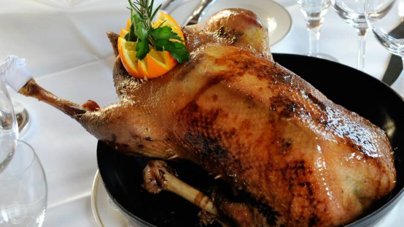 Sechs Adressen: Wo es in Wesel und Umgebung Gänsebraten gibt – und was er kostet