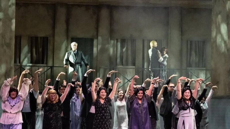 Romeo und Julia in Krefeld: Liebe und Leid – weder orts- noch zeitgebunden