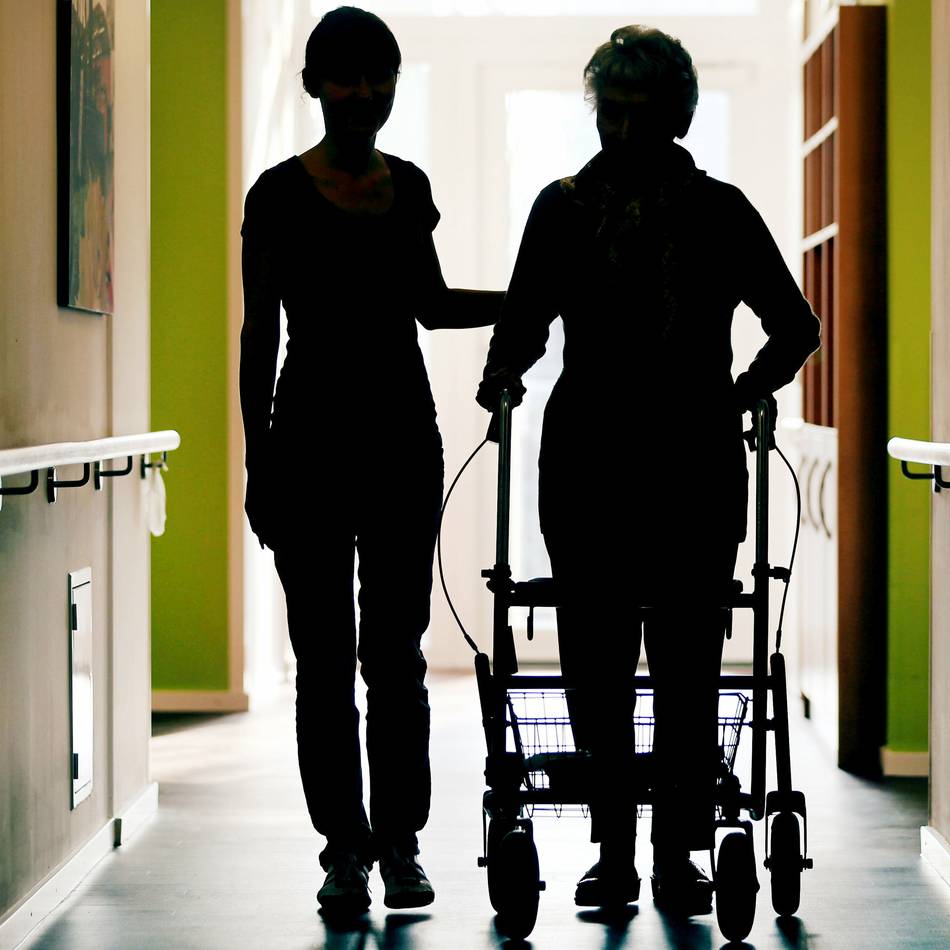 Jeder zweite neue Heimbewohner in Leverkusen betroffen: Altenheimkosten für viele kaum noch selbst tragbar