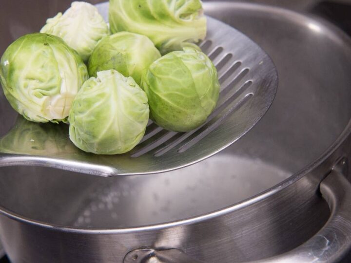 Kolumne Frisch vom Markt: Rosenkohl erobert die Teller zurück