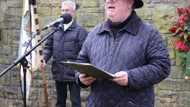 Volkstrauertag in Jüchen: Gedenkfeier mahnt zu Frieden und Verantwortung