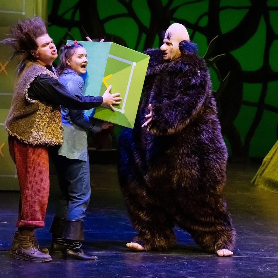 Premiere am Theater Krefeld: Eine mutige Prinzessin und ihr freundliches Ungeheuer