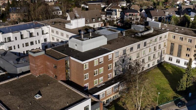 Patientenversorgung in Langenfeld: Rat verabschiedet Resolution gegen Schließung der Notdienstpraxis