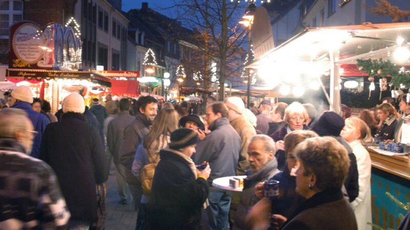 Am 6 . und 7. Dezember in Leverkusen: Adventsmarkt lockt nach Schlebusch