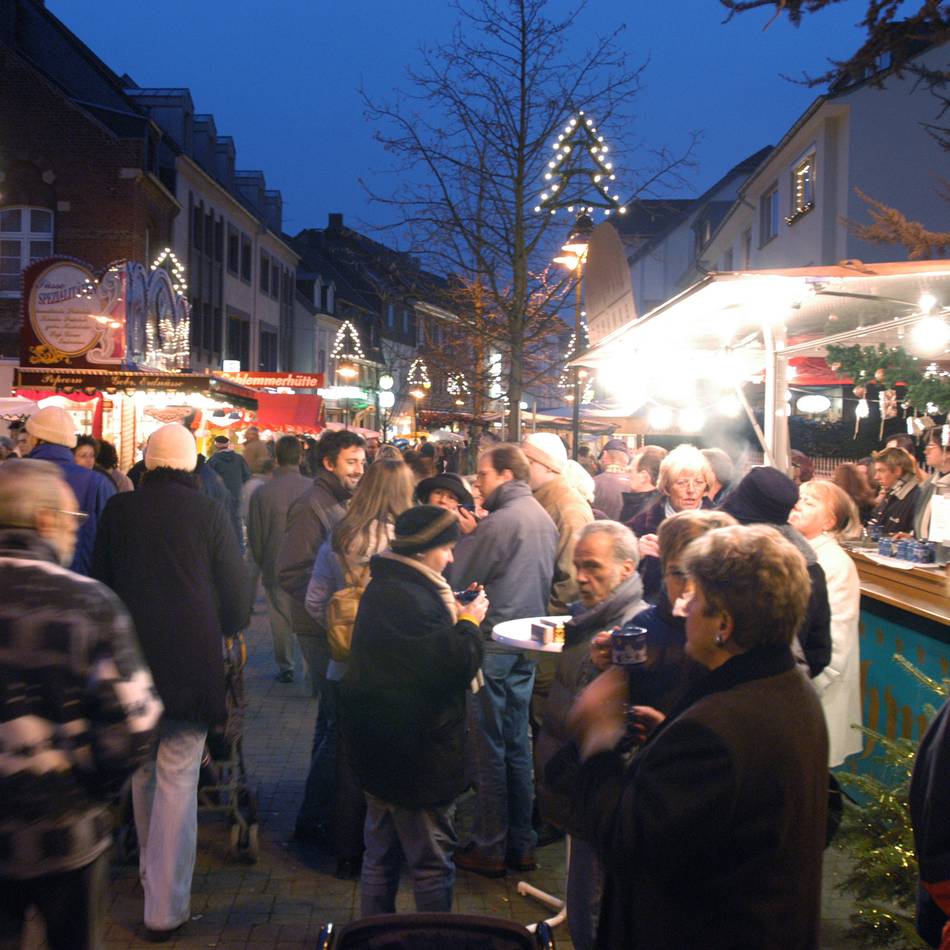 Am 6 . und 7. Dezember in Leverkusen: Adventsmarkt lockt nach Schlebusch