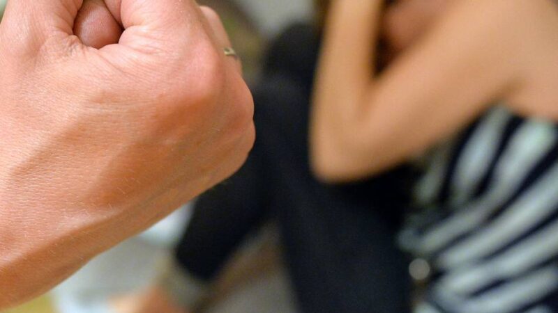 Digitale Fachtagung von Polizei und Hilfsorganisationen im Kreis Mettmann: Netzwerk der Hilfe gegen häusliche Gewalt