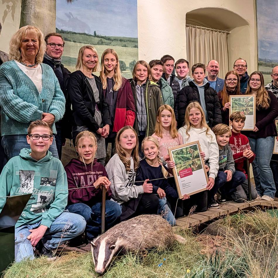 Auszeichnung in Brüggen: Nabu und Schüler freuen sich über Klimaschutzpreise