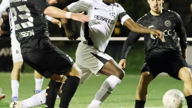 Kampf bis zur letzten Minute: Pokaltraum des VfB 03 Hilden zerplatzt beim SC St. Tönis