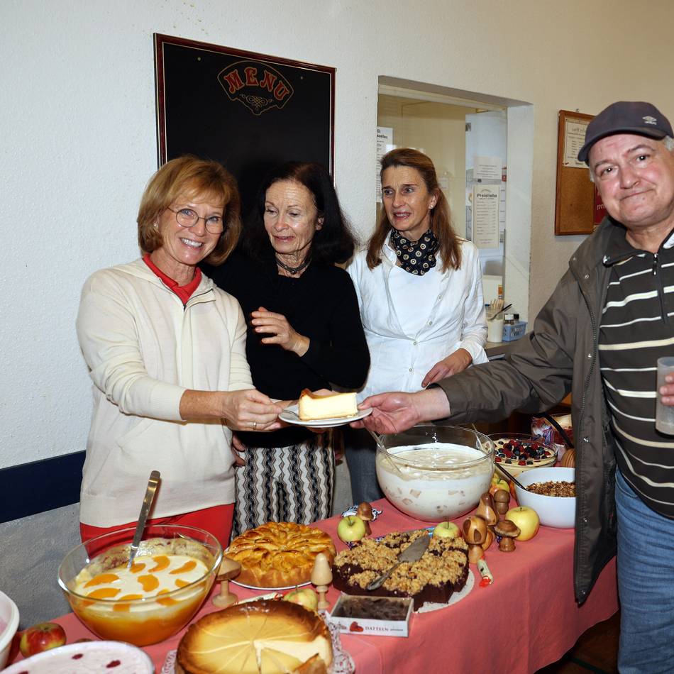 Hilfe für Obdachlose in Mönchengladbach: Inner Wheel kochen im Café Pflaster