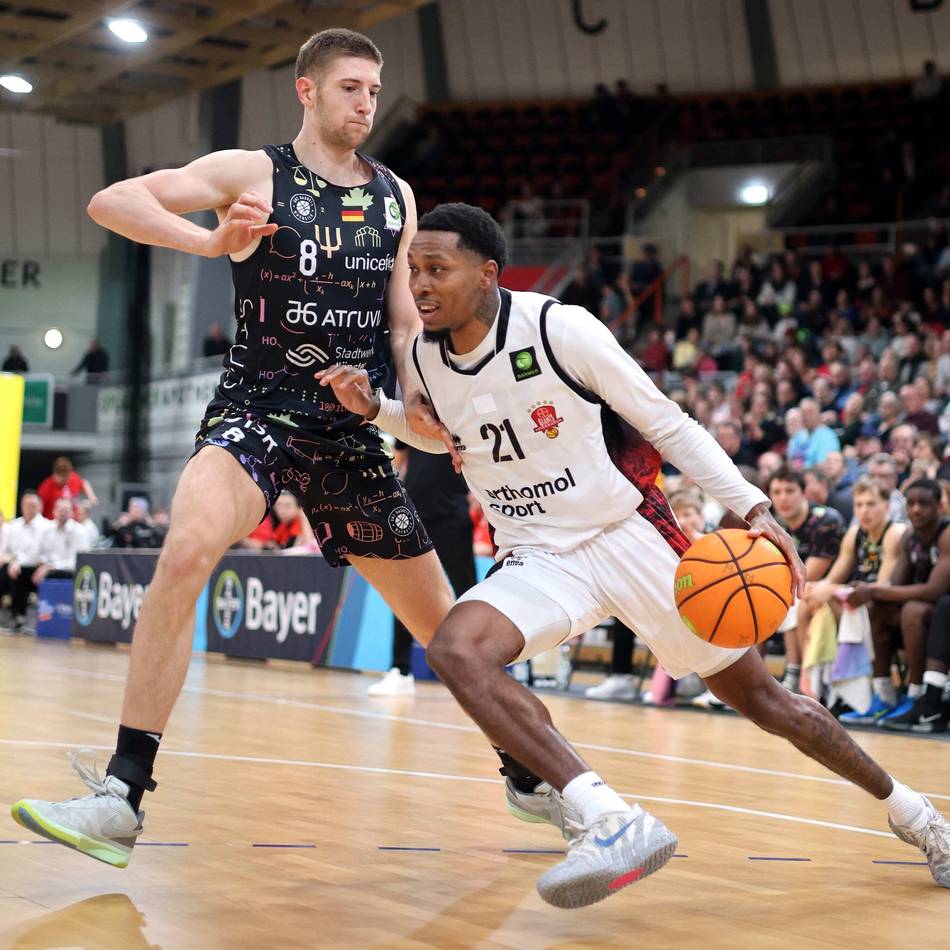 „Glücklicher Sieg“: Giants gewinnen nach doppelter Verlängerung