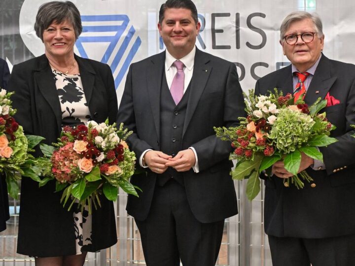 Politik im Kreis Viersen: Gielen als neuer Landrat des Kreises vereidigt