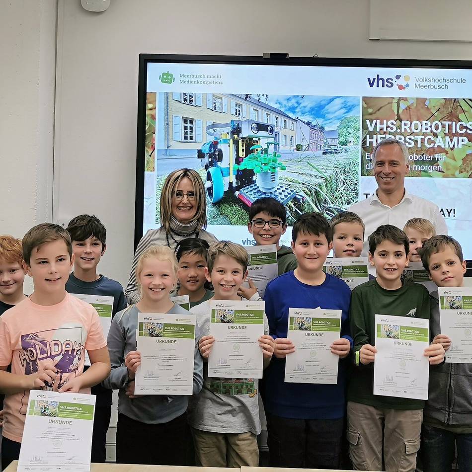 Bildung in Meerbusch: Kinder tüfteln an Robotern – bald startet ein nächstes Camp