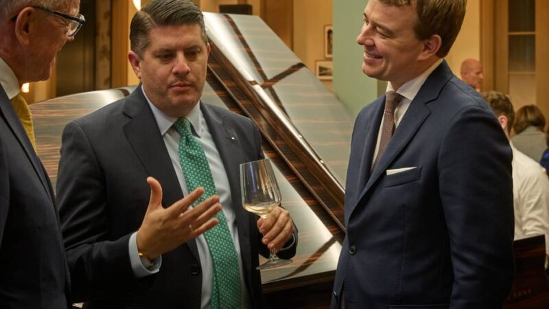 Bauunternehmen aus Kempen: Ralf Schmitz eröffnet neue Repräsentanz in Düsseldorf