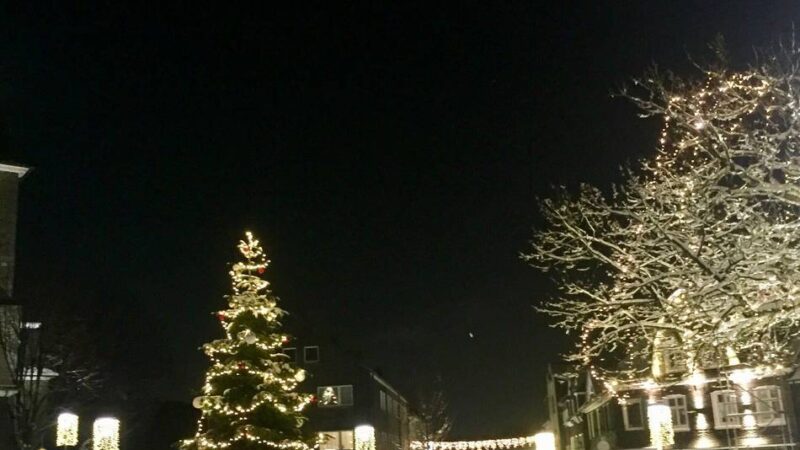 Festliche Stimmung in Radevormwald: : Wer spendet für die Weihnachtsbeleuchtung?