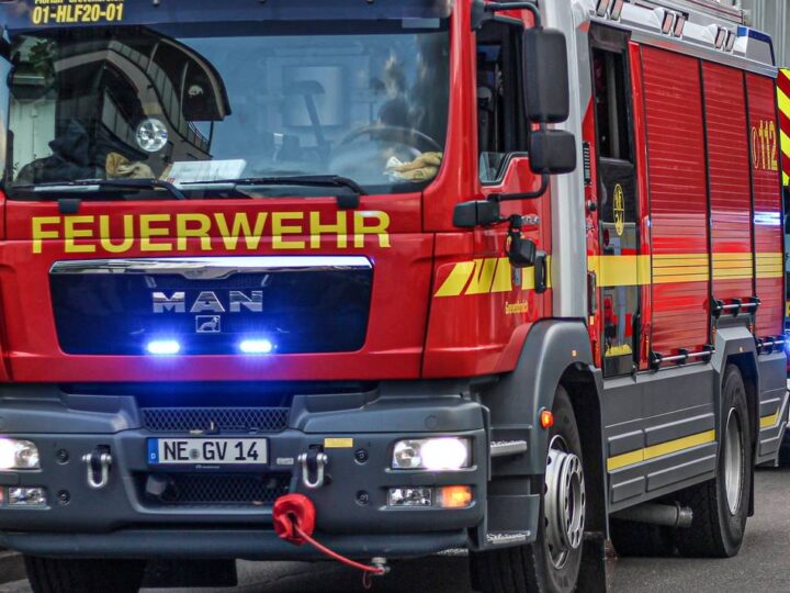 Alarm in Hemmerden: Brennender Stromkasten löst Feuerwehreinsatz aus