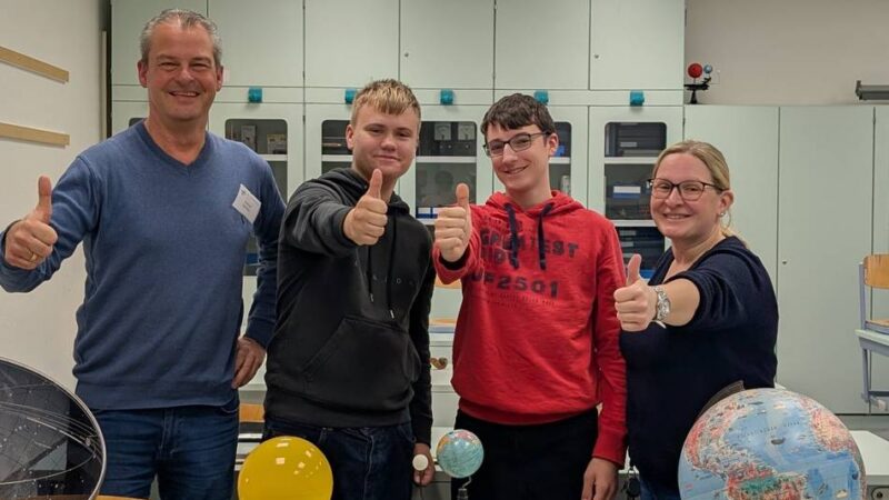 Angebot für Viertklässler: Grundschüler lernen die Sekundarschule Alpen kennen