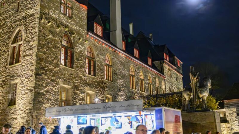 „Basar der Kunsthandwerker“ in Solingen: Schloss Burg platzt in „langer Nacht“ aus allen Nähten
