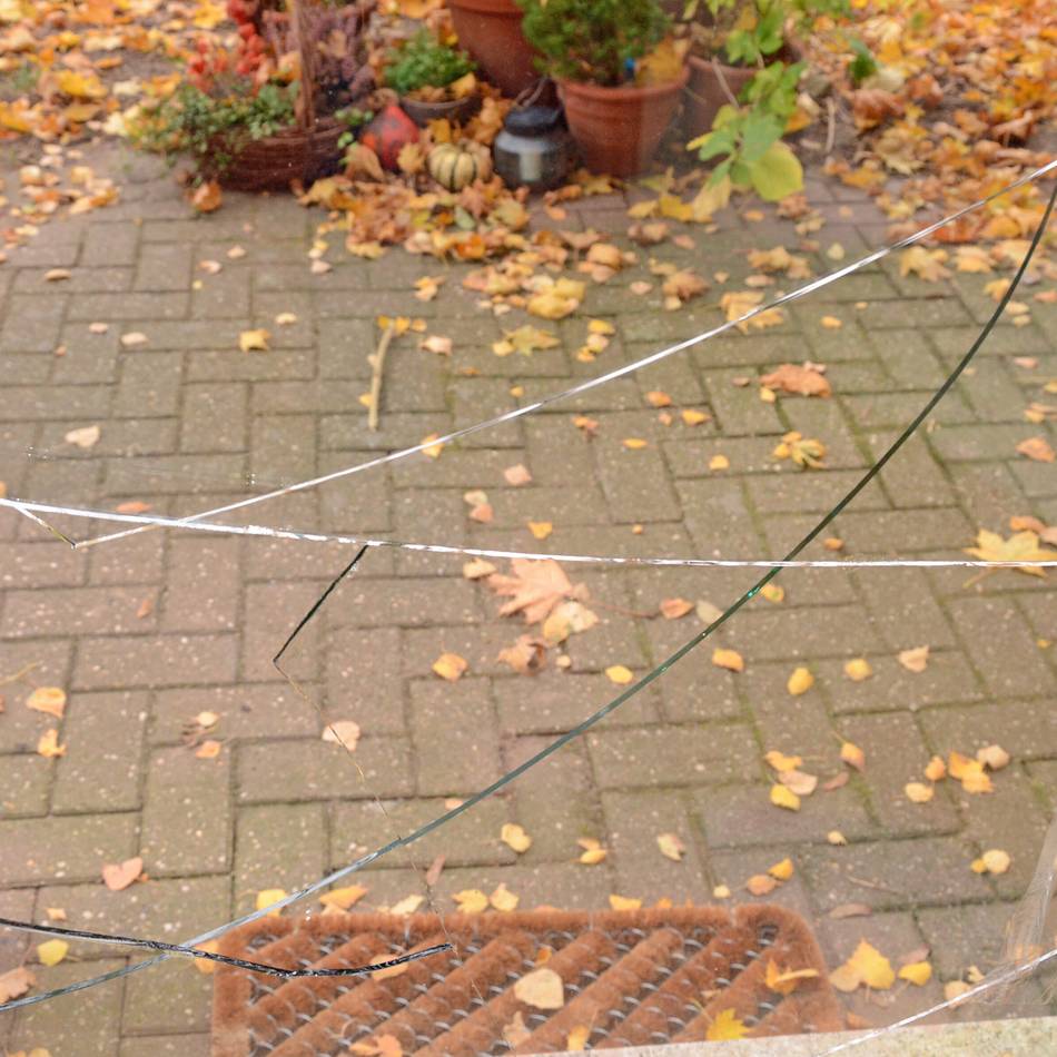 Täter wurden möglicherweise gefilmt: Sechs Einbrüche in Lüttingen – Polizei sucht Zeugen