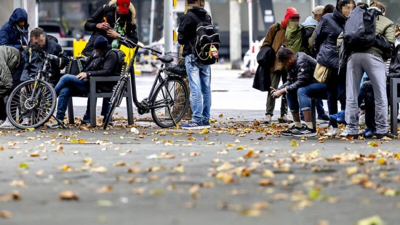 Worringer Platz: Polizei spricht erstes Betretungsverbot aus – Mann kommt einfach wieder