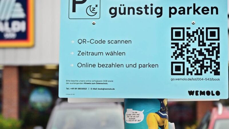 „Feierabendparken“ in Krefeld: So können Autofahrer nachts den Aldi-Parkplatz nutzen