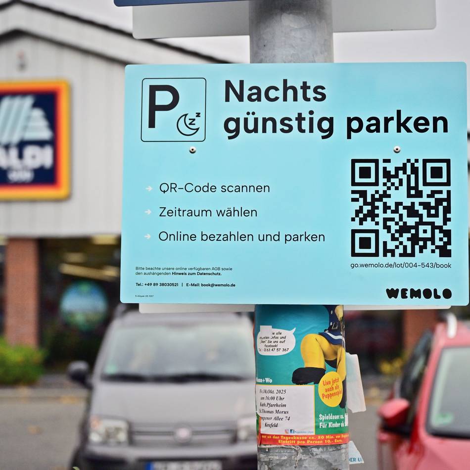 „Feierabendparken“ in Krefeld: So können Autofahrer nachts den Aldi-Parkplatz nutzen