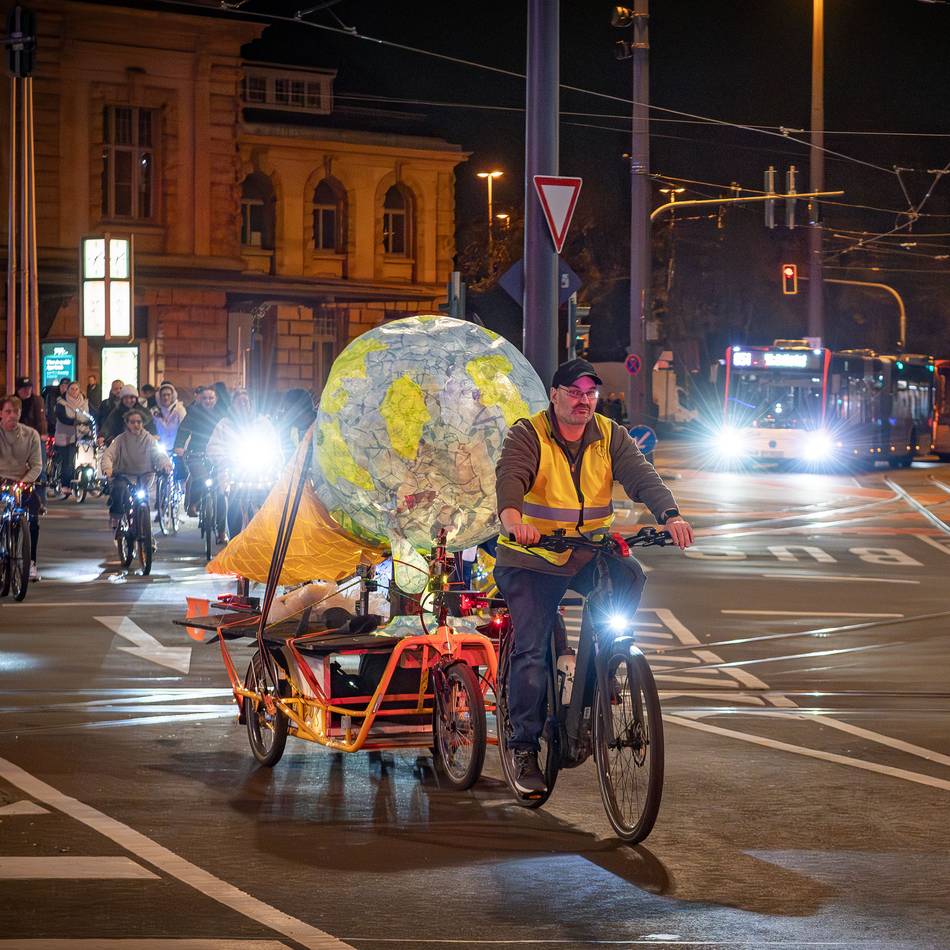 Klima-Aktivisten in Krefeld: Rollende Demo