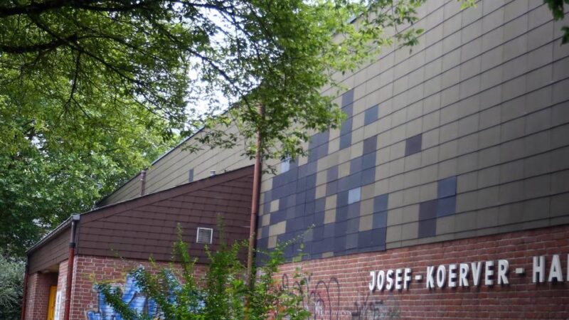 Turnhalle in Krefeld: Sanierung der Koerver-Halle verteuert sich massiv