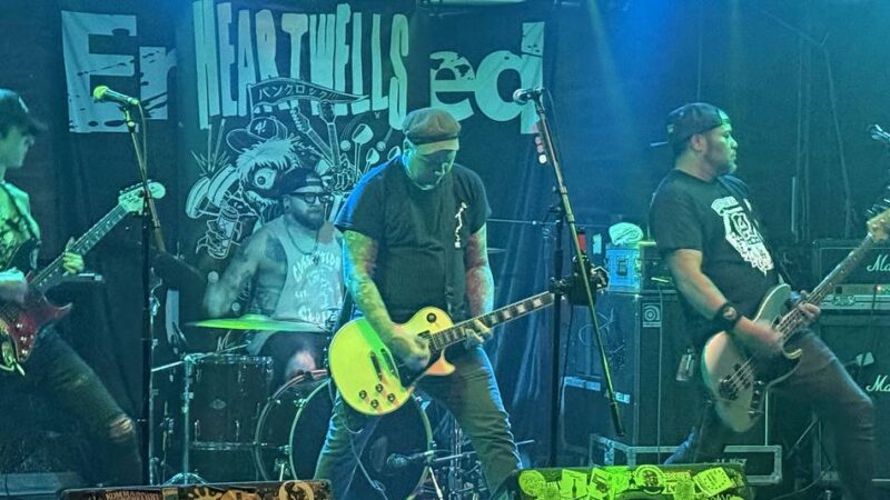 Konzertabend in Wermelskirchen: Die Dreifach-Punkrock-Vollbedienung