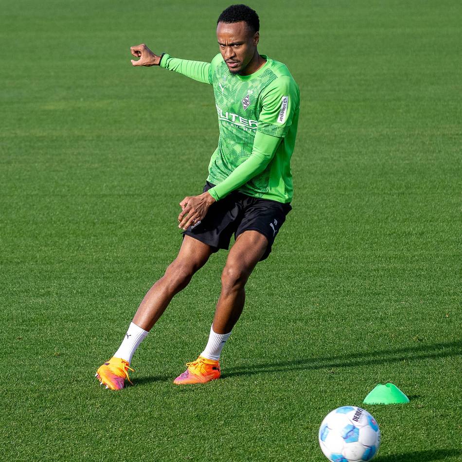 „Kann eine Menge anschieben“: Gladbachs Ngoumou zwischen St. Pauli-Erinnerung und Derby-Vorfreude