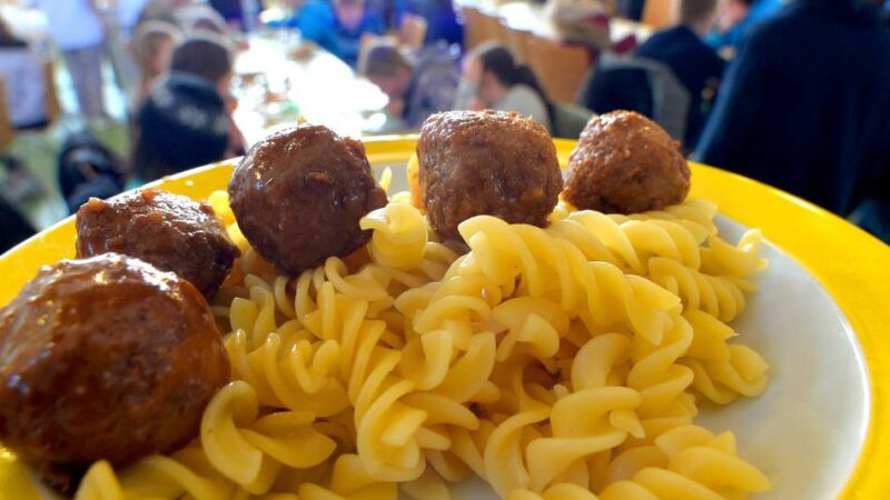 Arbeitsagentur begründet Entscheidung: „Nachfrage für Ausbildung in der Schulmensa Kevelaer war rückläufig“