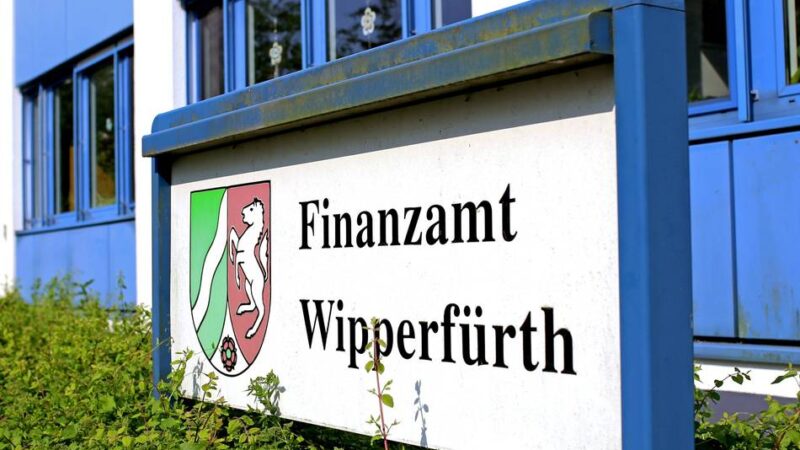 Finanzamt für Radevormwald und Hückeswagen: Neue Steuerregeln machen es für Schulen leichter
