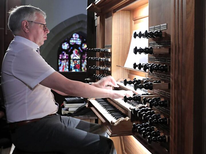 Orgelkonzert der Spitzenklasse in Mettmann: Es glich einem Tanz auf dem Vulkan