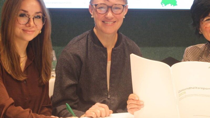 AOK stellt Gesundheitsreport 2025 vor: Elektronische Patientenakte soll Lücken schließen