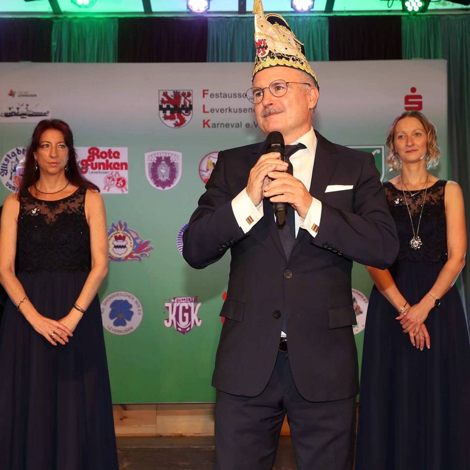 Karneval in Leverkusen – Session 2025/26: Rogério I. wird in Rheindorf heiß umjubelt