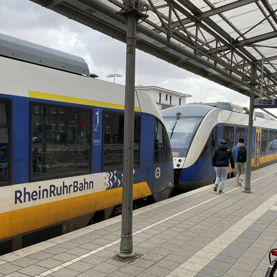 Nach Brandbrief zur mangelhaften Bahnanbindung der Stadt Krefeld: RE 10 soll ab Dezember pünktlicher fahren