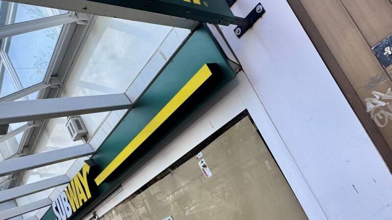 Stadtleben in Krefeld: Subway sagt „Goodbye“ zur Rheinstraße